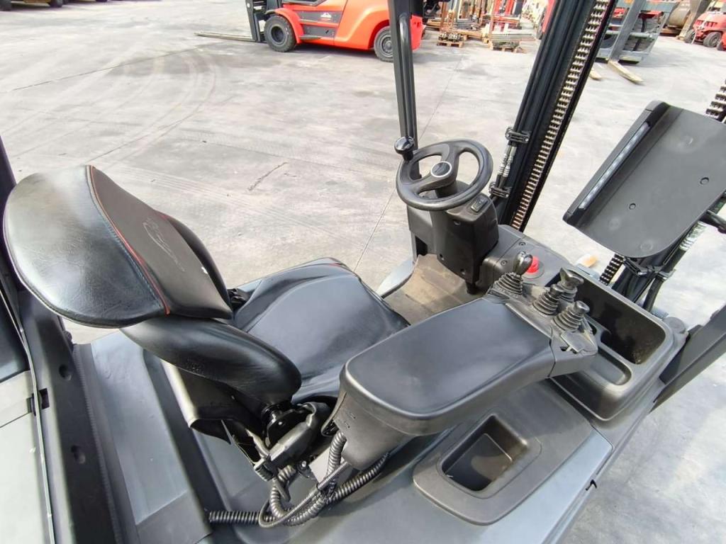 Linde E30-01 Photo 5
