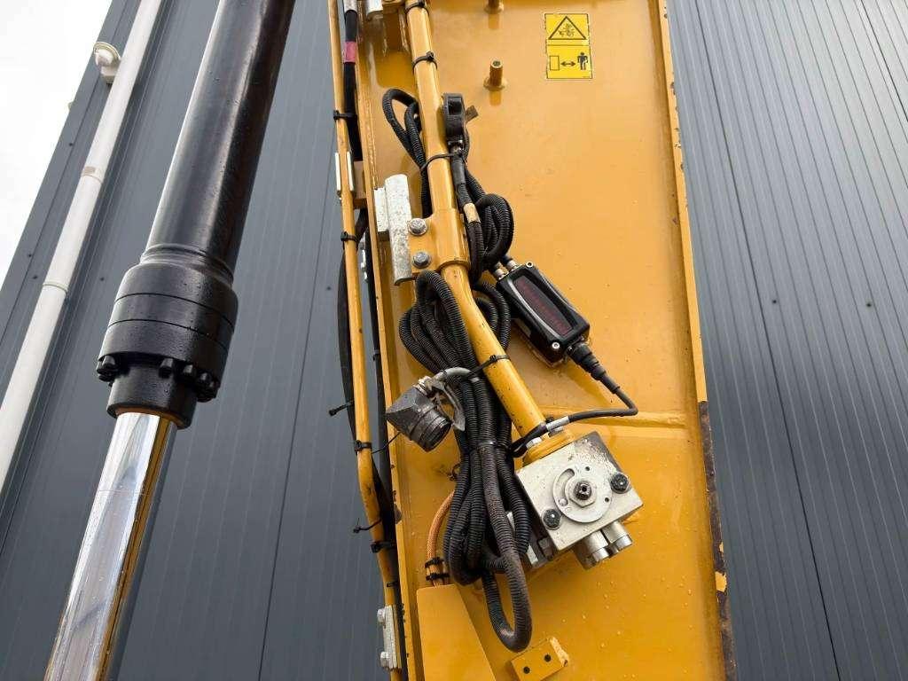 Caterpillar 323 07B Photo 18