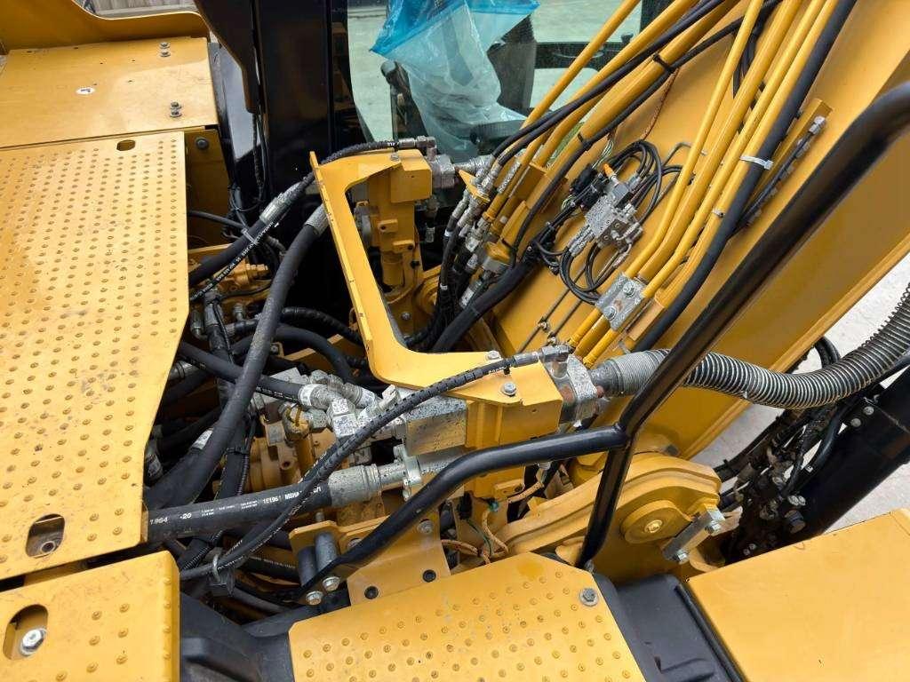 Caterpillar 323 07B Photo 29