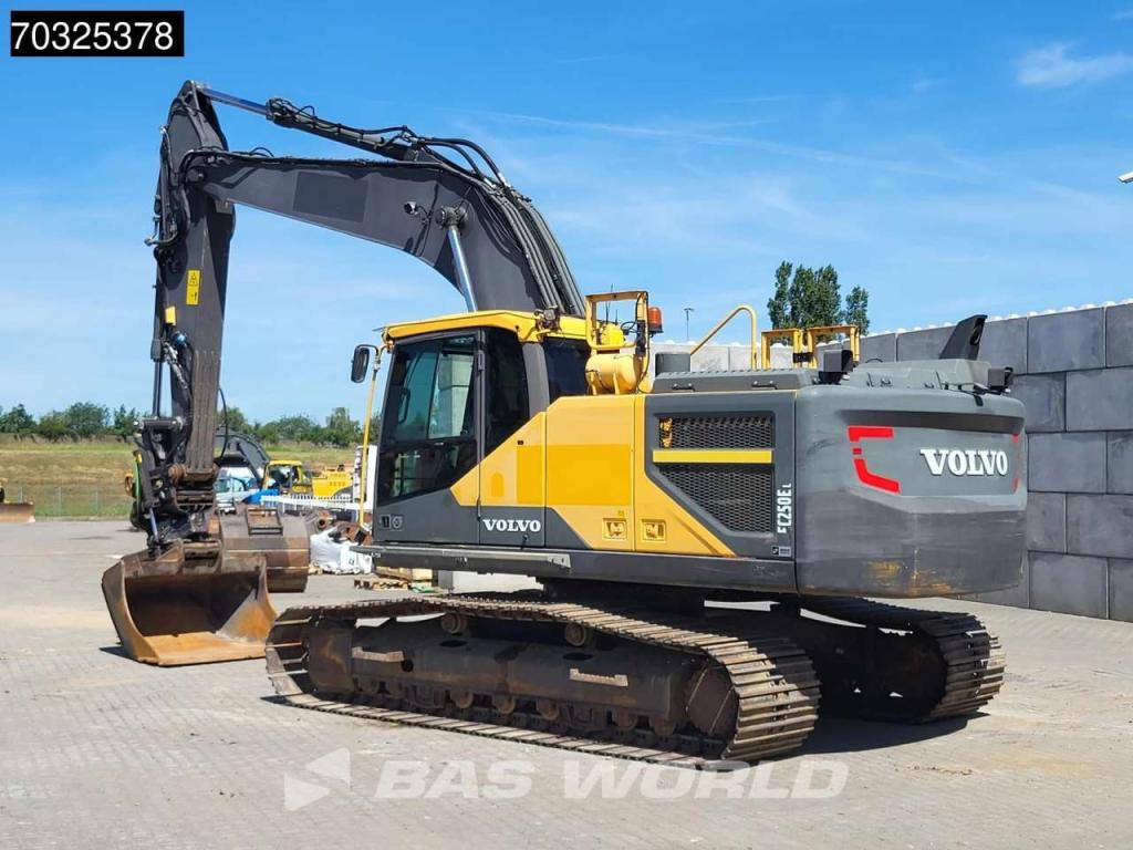 Volvo EC250 E L Trimble 3D GPS - Tiltrotator Photo 3
