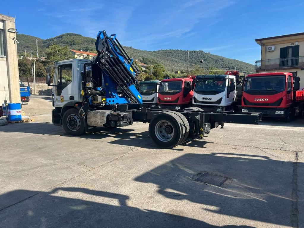 Iveco EUROCARGO CUBE 190-280L Photo 24