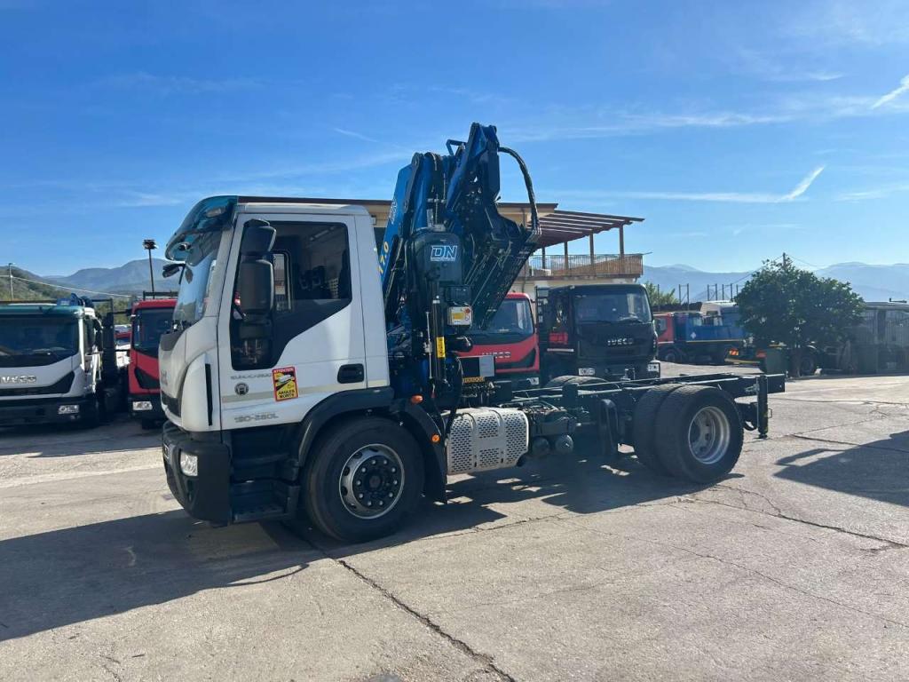 Iveco EUROCARGO CUBE 190-280L Photo 4