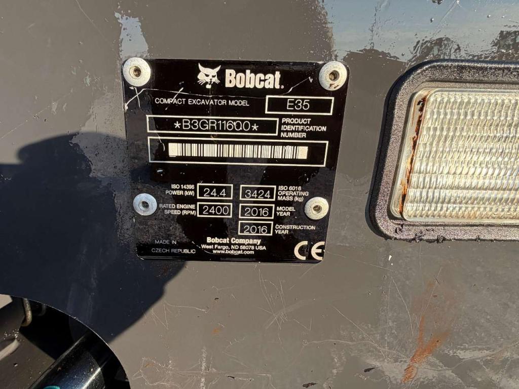 Bobcat E35 Photo 13