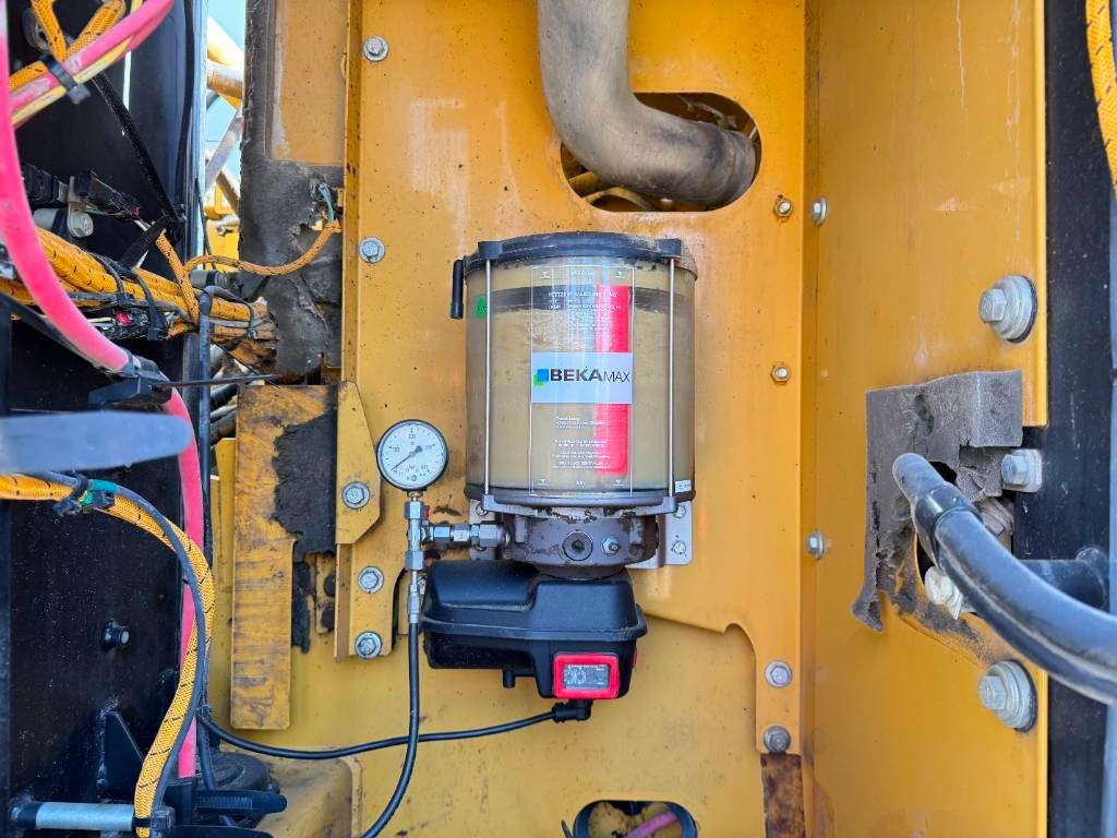 Caterpillar 320FL - New Bucket / Hammer Lines / Camera Photo 26