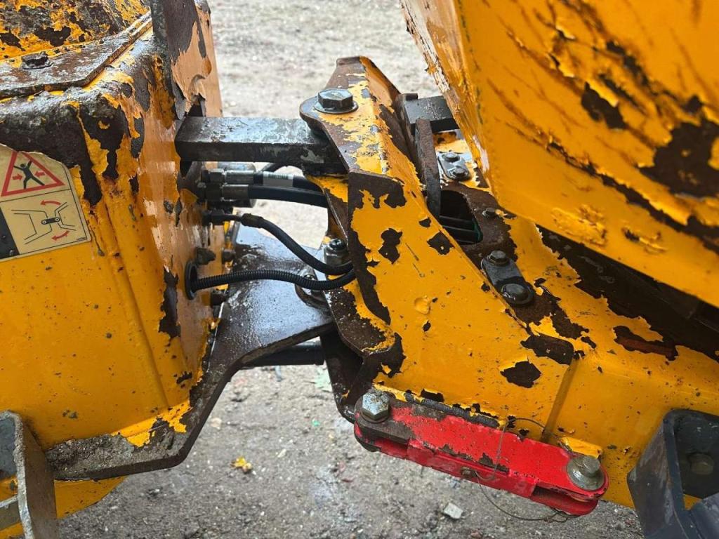 Thwaites 3 Tonne Swivel // Good condition Photo 15