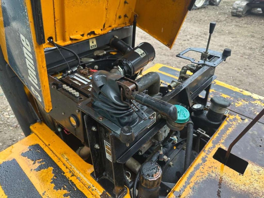 Thwaites 3 Tonne Swivel // Good condition Photo 21