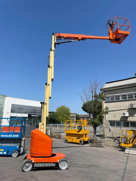 JLG TOUCAN 12E PLUS Photo 1