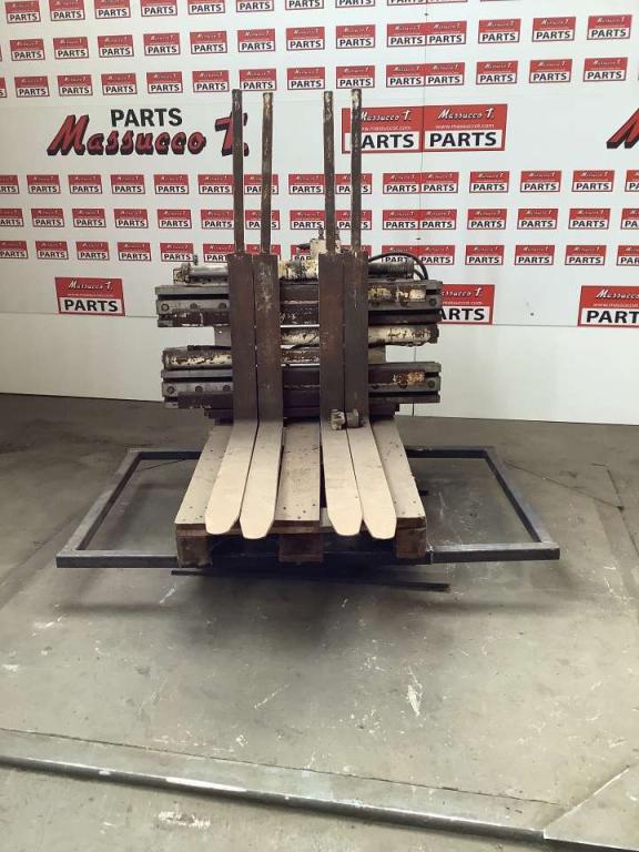 carrello elevatore Telescopic handler forks Photo 2