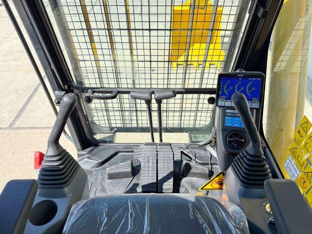Komatsu PC210-10M0 *2025 Model* - Unused / Hammer Lines Photo 9