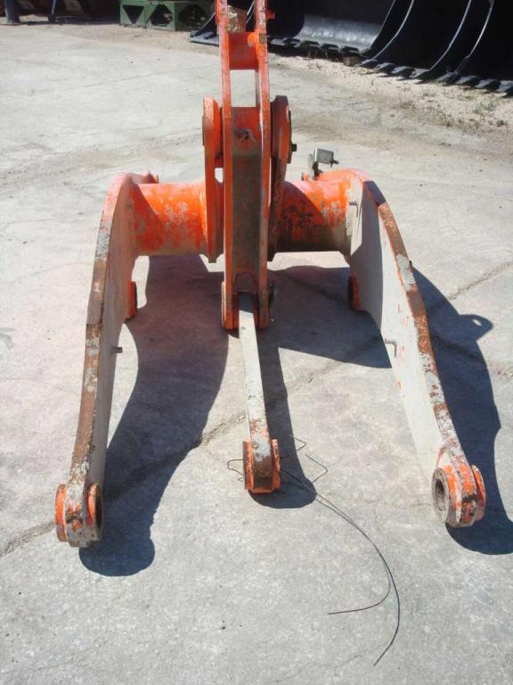 Arm for loaders for Fiat Hitachi W130 Photo 3