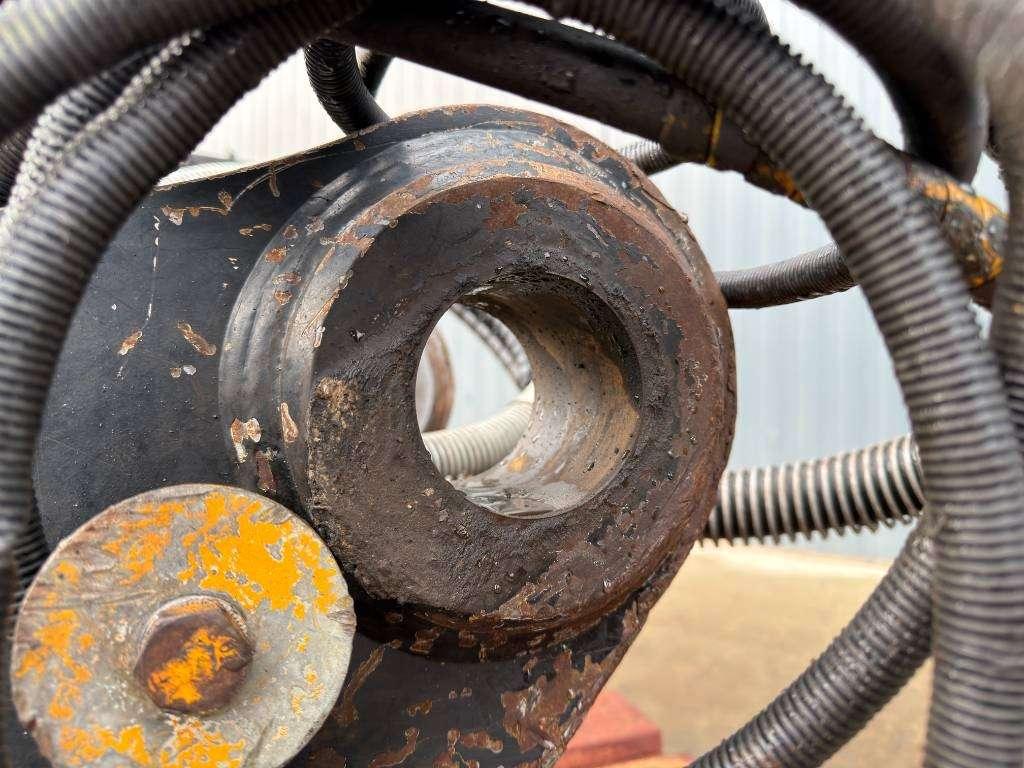 OilQuick OQ80 323D Photo 11
