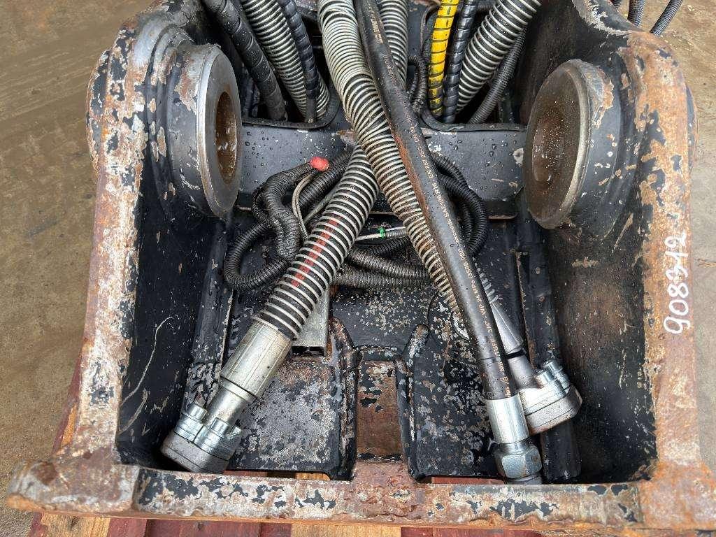 OilQuick OQ80 323D Photo 13