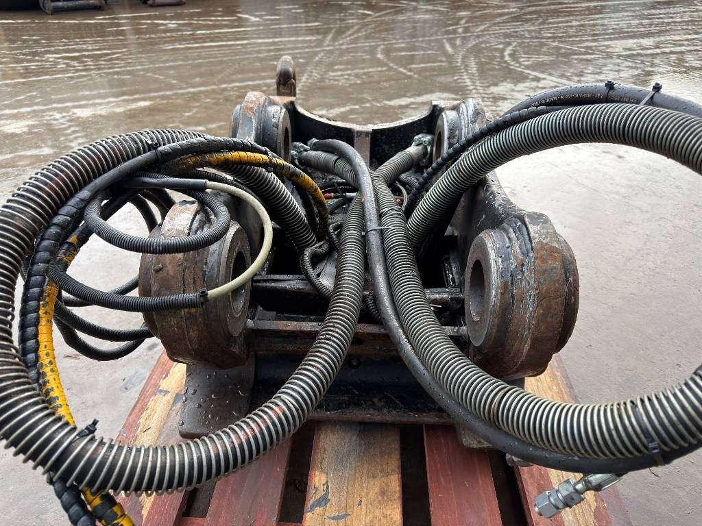 OilQuick OQ80 323D Photo 6