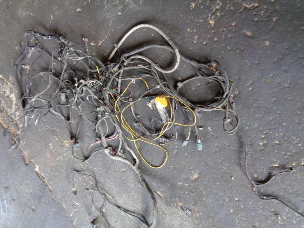 Wiring for New Holland W 270 B Photo 2