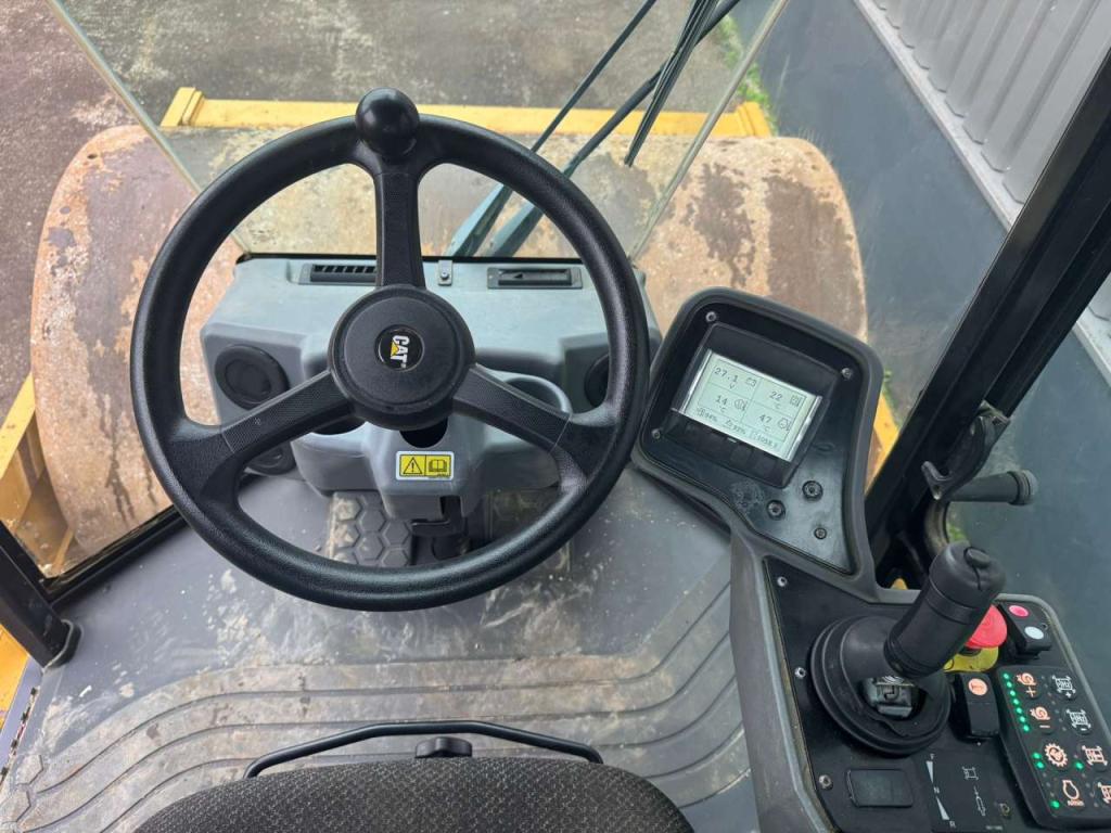 Caterpillar CS64B Photo 22