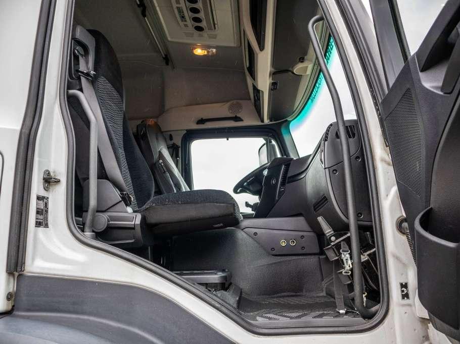 Mercedes-Benz AROCS 1846 LS (No Actros) Photo 11