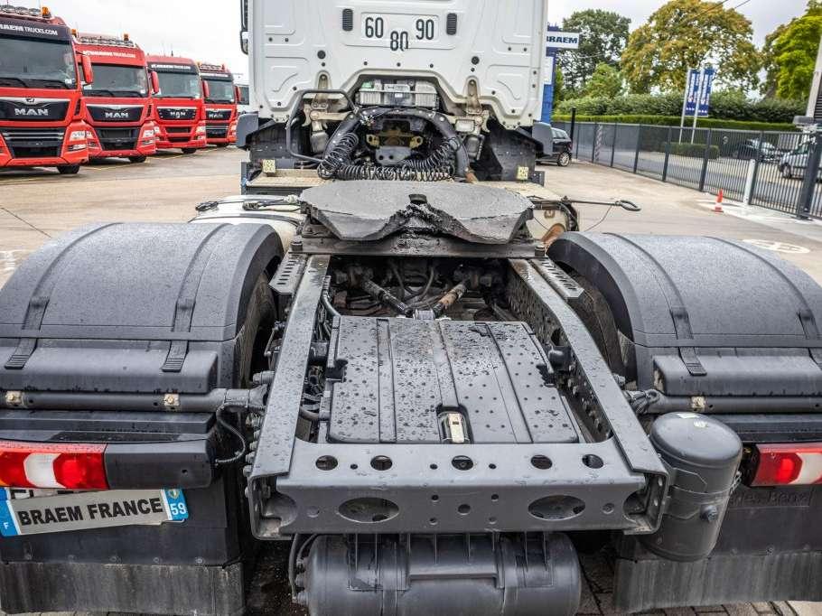 Mercedes-Benz AROCS 1846 LS (No Actros) Photo 18