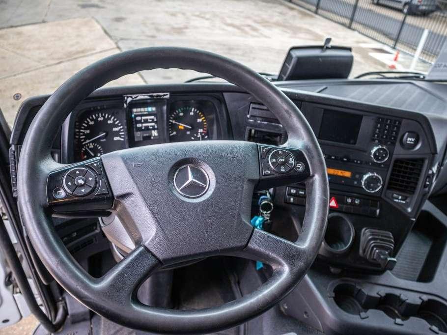 Mercedes-Benz AROCS 1846 LS (No Actros) Photo 8