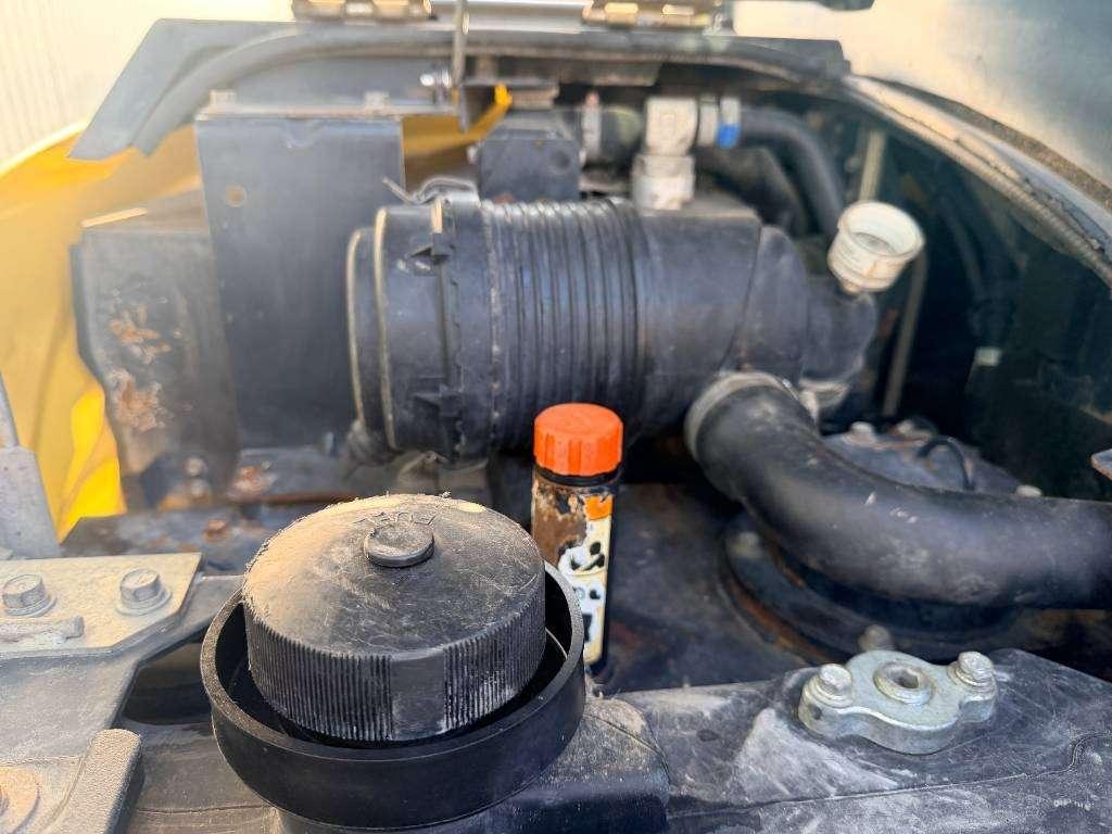 Yanmar VIO57-6B Photo 17