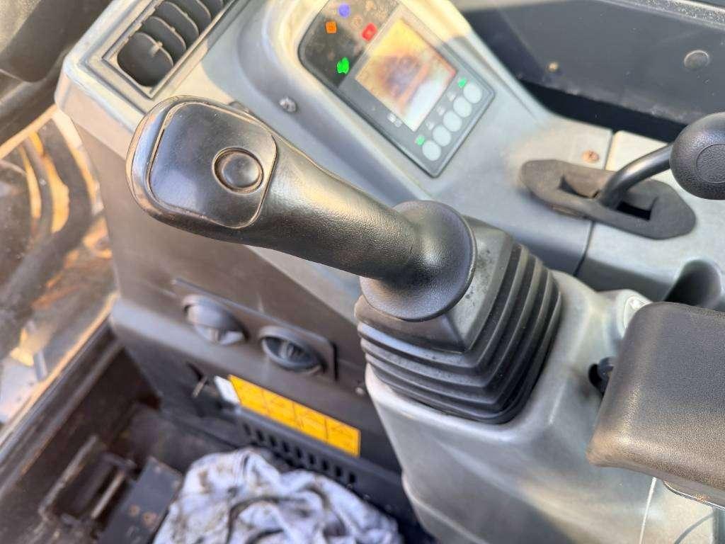 Yanmar VIO57-6B Photo 7