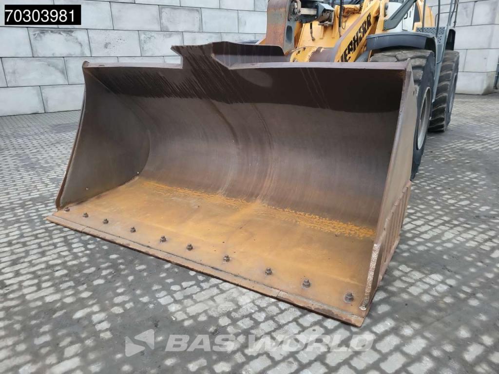 Liebherr L576 Photo 12