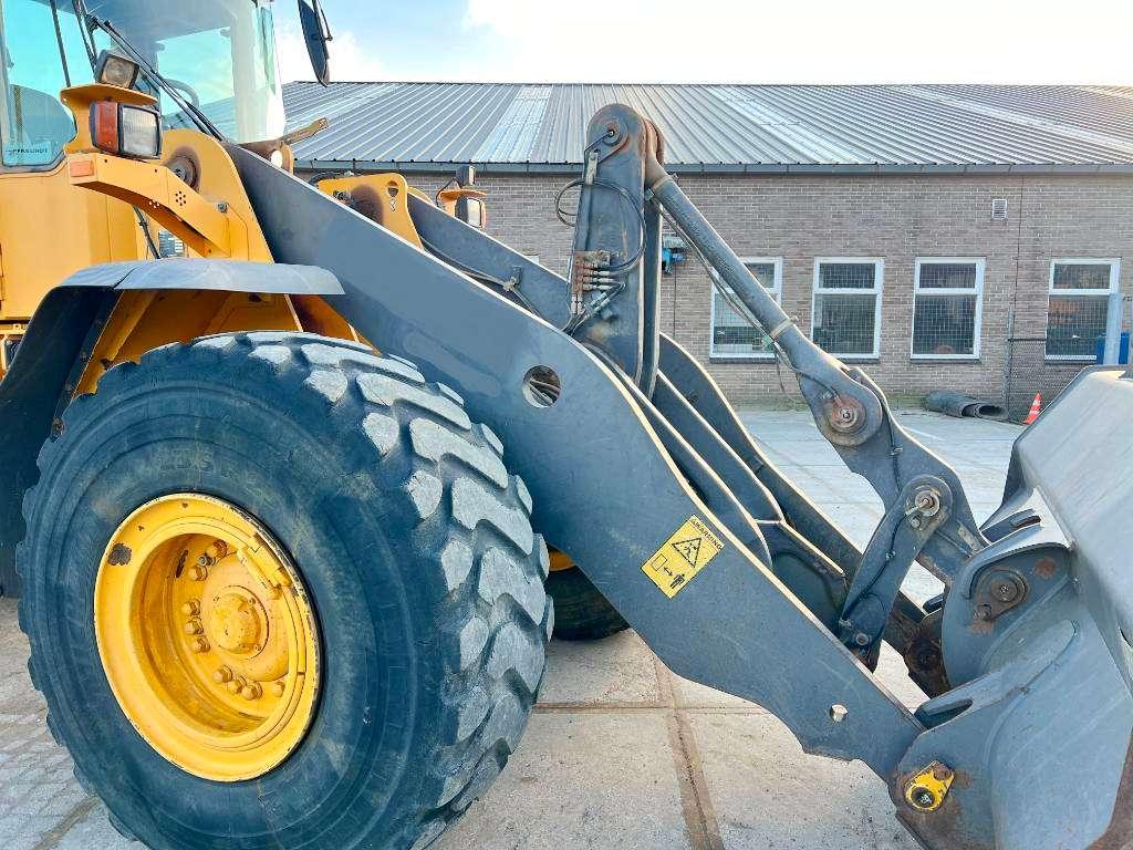 Volvo L110E German Machine / Well Maintained Photo 13