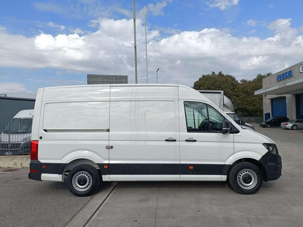 Volkswagen Crafter Photo 2