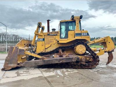 Caterpillar D9R - Dutch Machine / Ripper sold by Boss Machinery