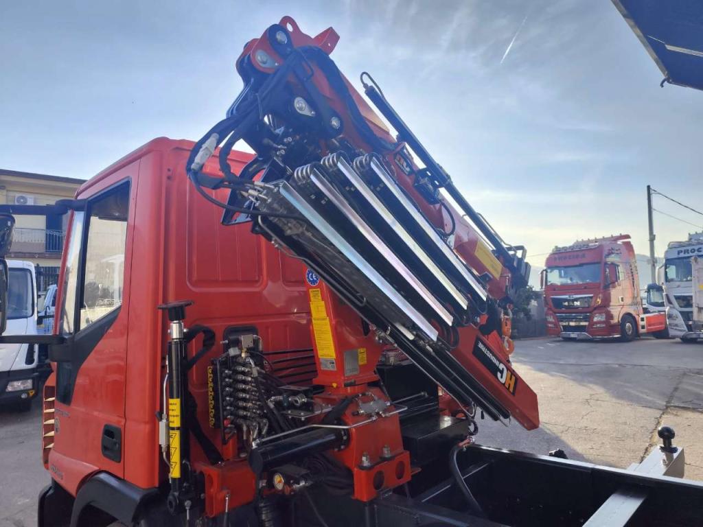 Iveco EUROCARGO 80-190 Photo 27