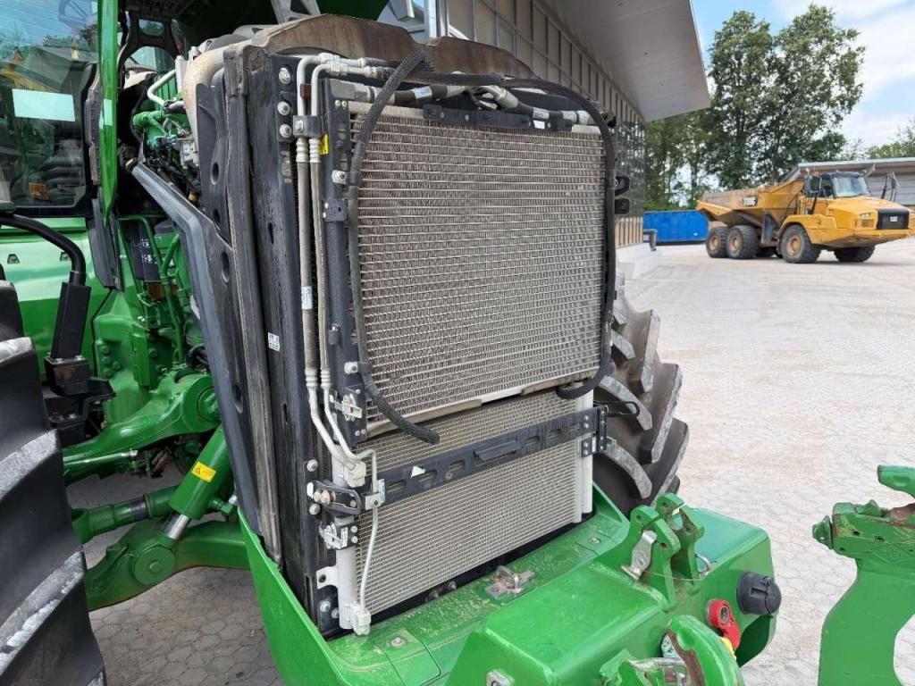 John Deere 8R 370 Photo 18