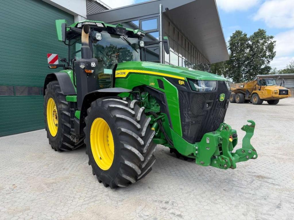 John Deere 8R 370 Photo 2