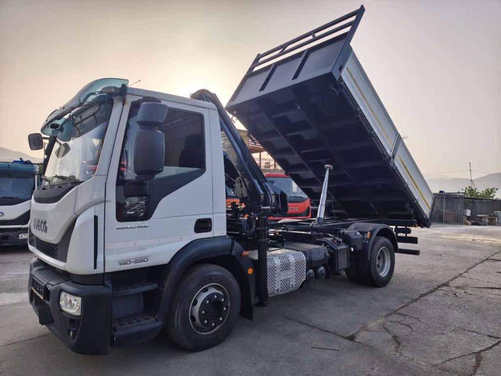 Iveco EUROCARGO 140-250 Photo 27