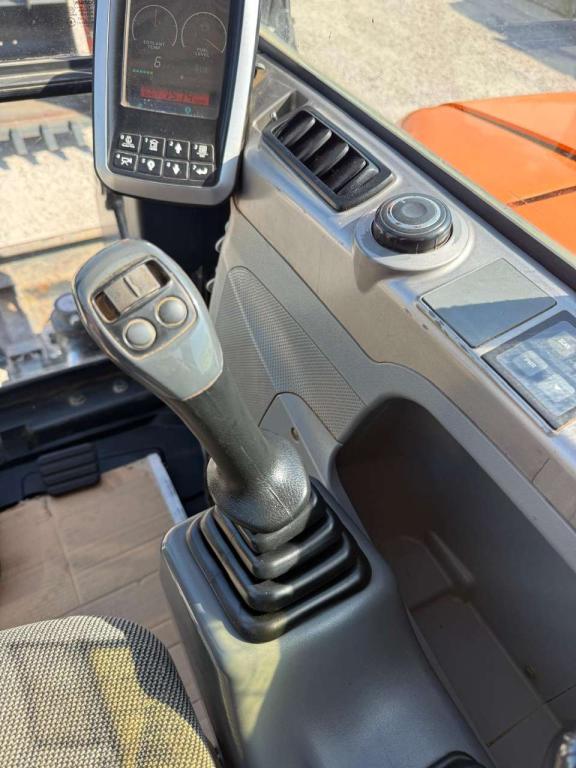 Doosan DX85R-3 Photo 9