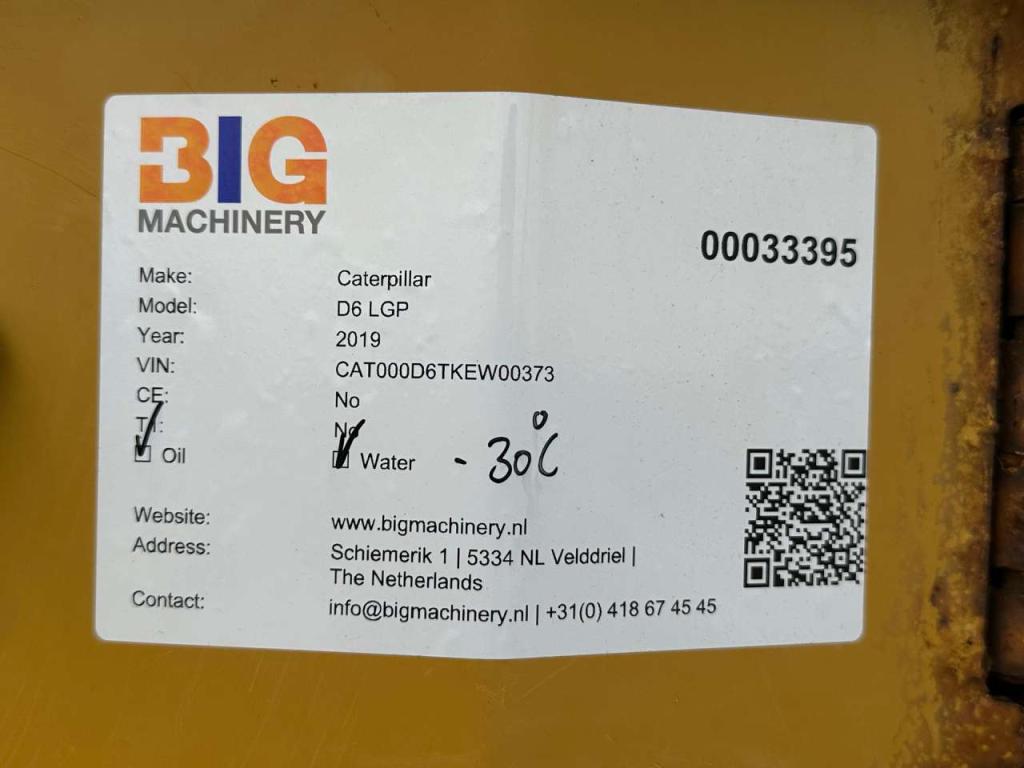 Caterpillar D6 LGP Photo 24