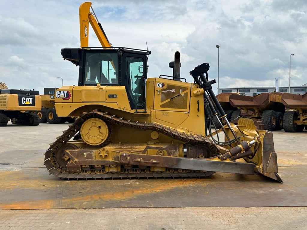 Caterpillar D6 LGP Photo 6