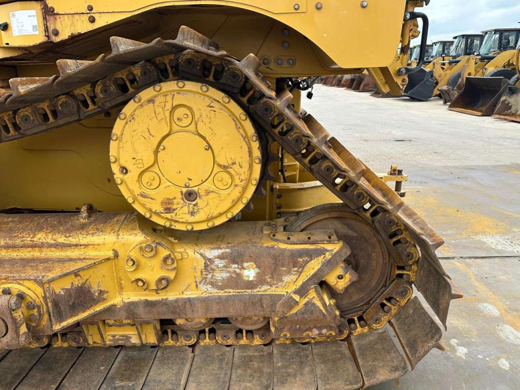 Caterpillar D6 LGP Photo 8