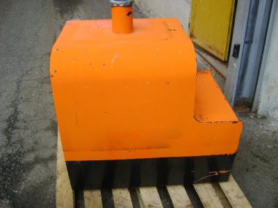 Diesel tank for Fiat Hitachi Ex 215 sold by PRV Ricambi Srl