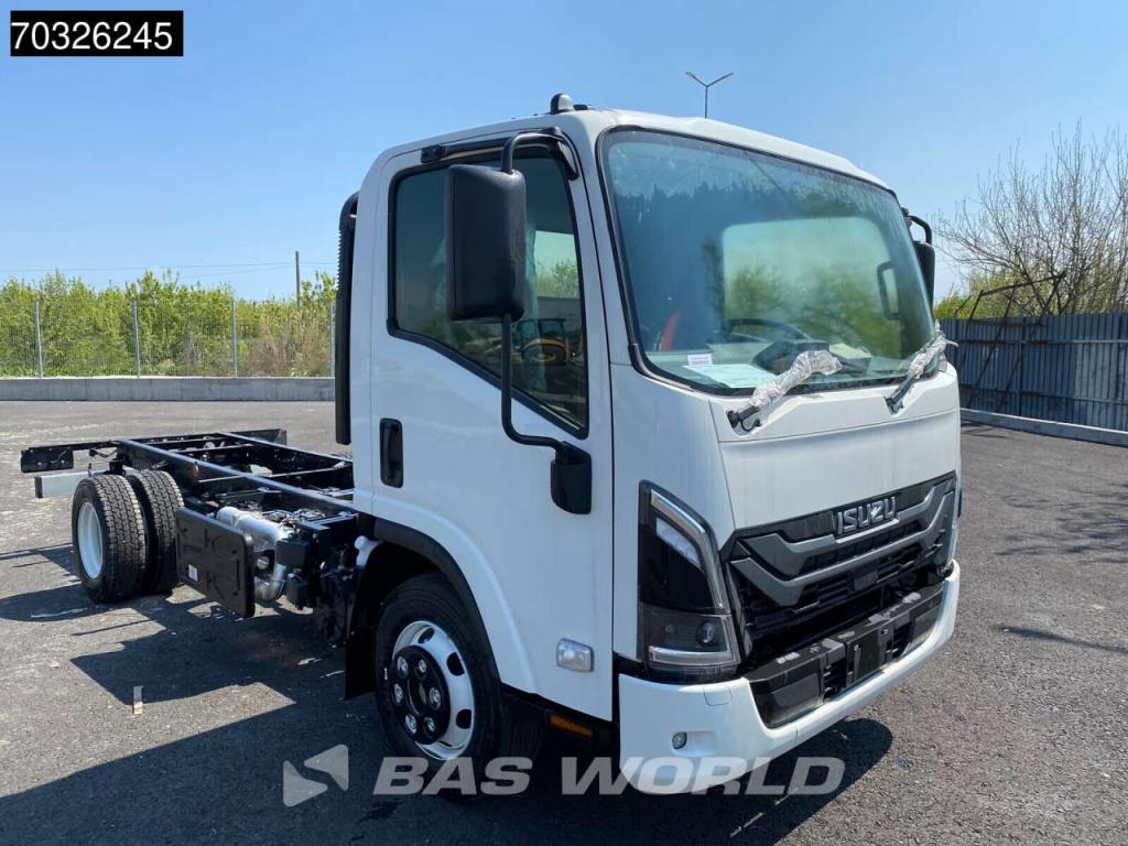 Isuzu M30 5.2 4X2 Photo 6