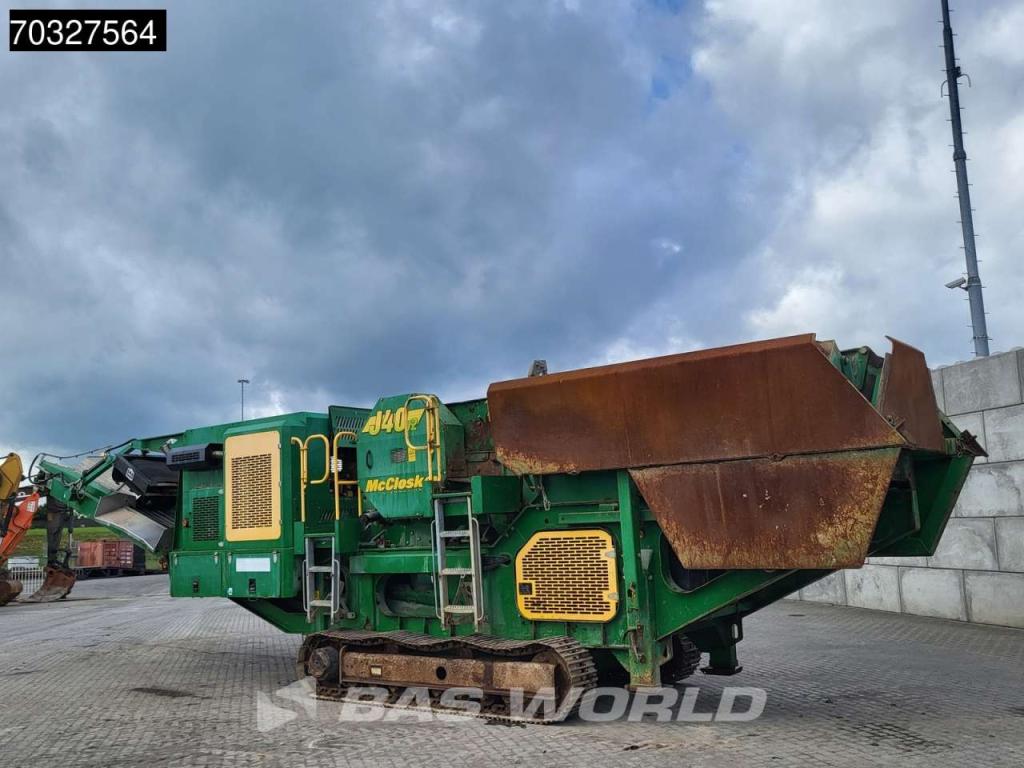 McCloskey J40 v2 Photo 2