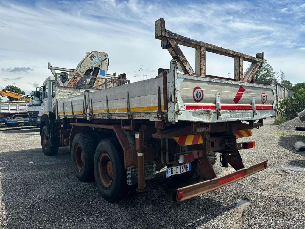 Fiat Iveco 330 26 Photo 5