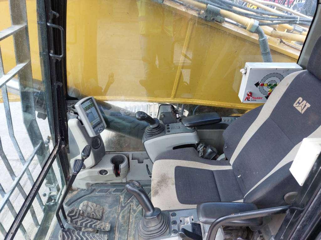 Caterpillar 352FLXE MHD (17m demolition) Photo 9