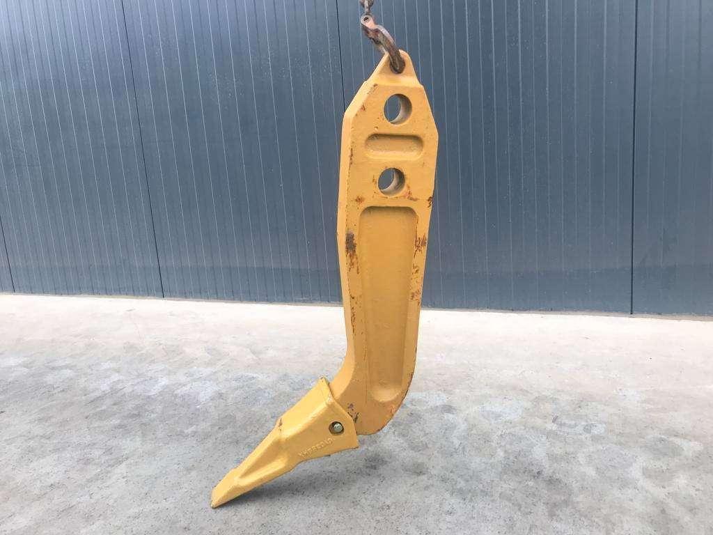 Komatsu D65 Shank Photo 2