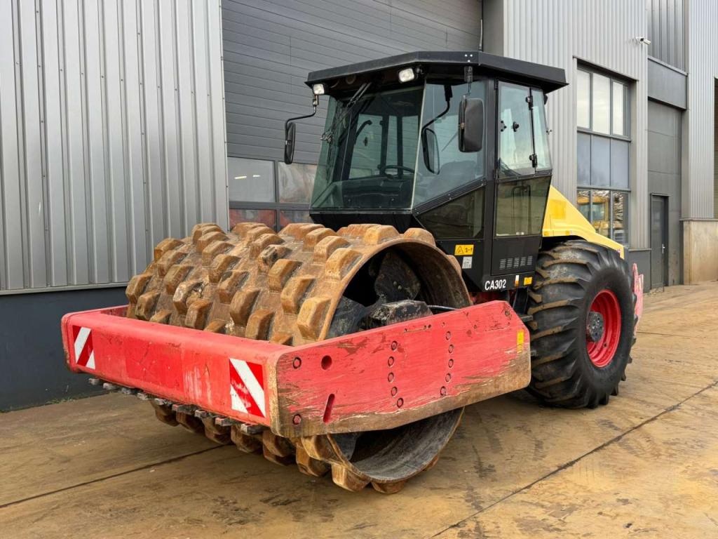 Dynapac CA302PD (13.6t) Photo 2