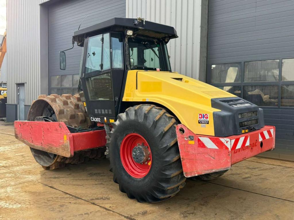 Dynapac CA302PD (13.6t) Photo 3