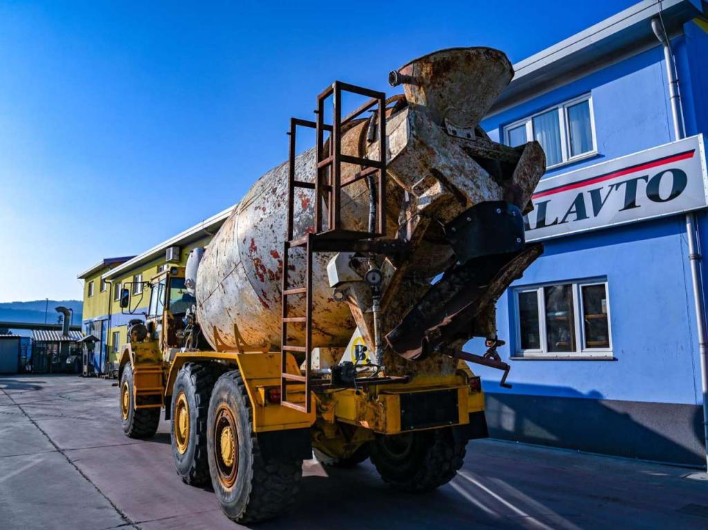 Volvo A25C 6x6 Photo 4
