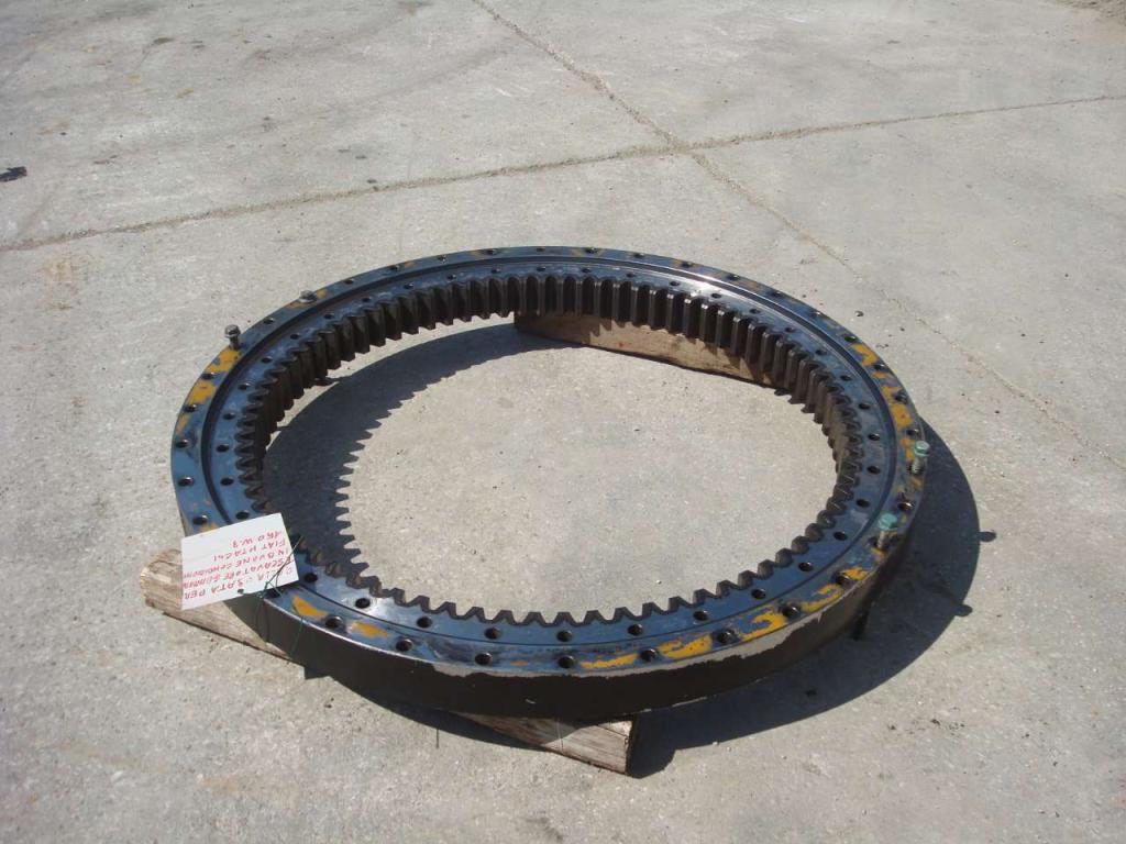 Slewing ring for Fiat Hitachi 150W3 Photo 2