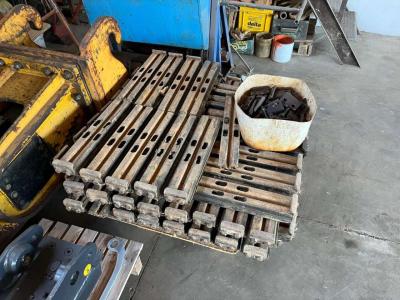 Caterpillar 307C sold by Omeco Spa