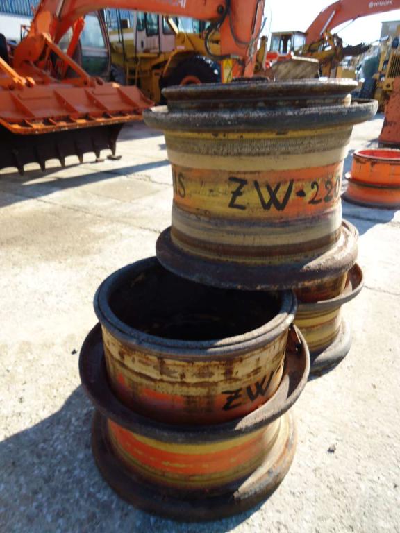 Rim for Hitachi ZW220 Photo 1