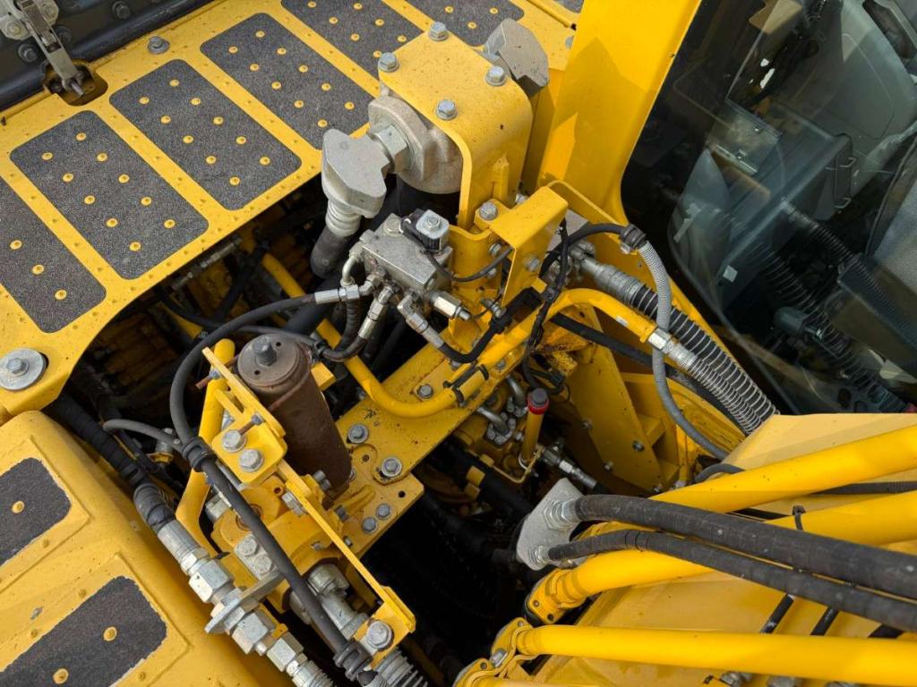 Komatsu PC210 NLC-11 Photo 13