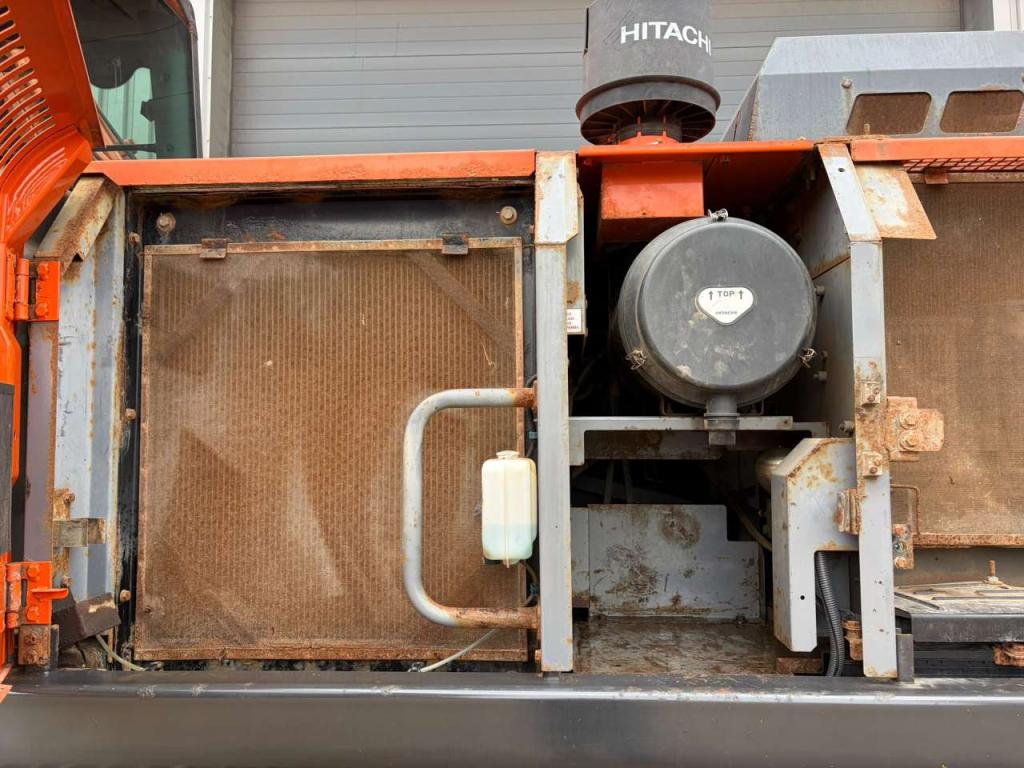 Hitachi ZX350LC-6 Photo 29